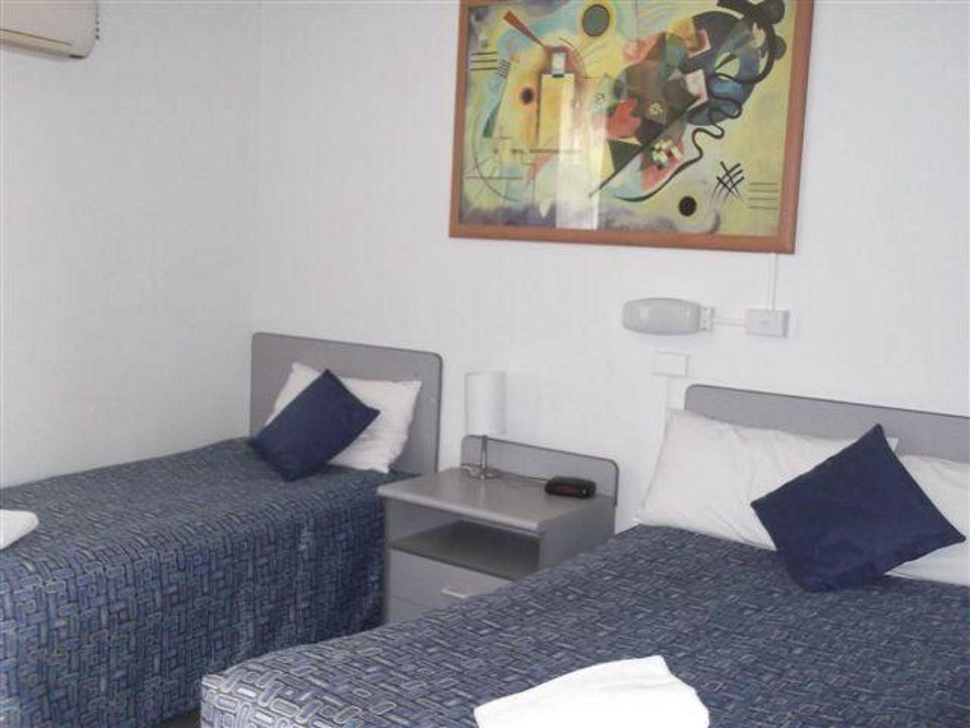 Bentleigh Motor Inn Coffs Harbour Bagian luar foto