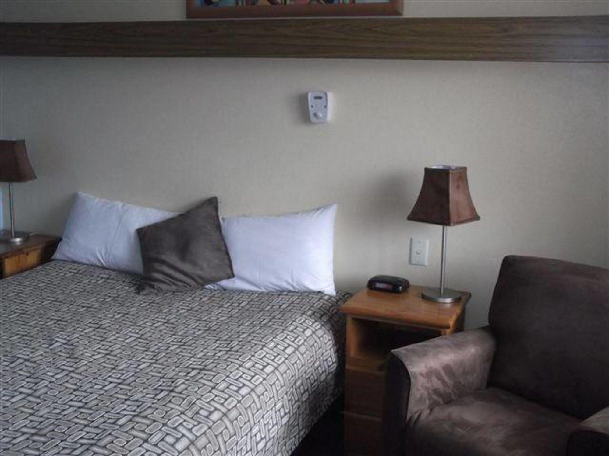 Bentleigh Motor Inn Coffs Harbour Bagian luar foto